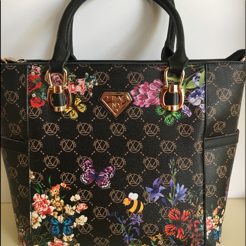 LA NY FLOWERED HANDBAG